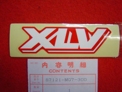Sticker réservoir Honda XLV750RD 1983 – Réf. 87121-MG7-300
