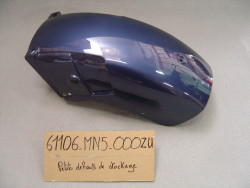 Garde boue avant pour modèle GL1500A (partie arrière) année 94 code couleur