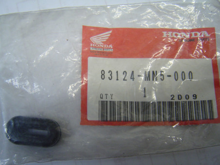 Caoutchouc Cache Latéral Honda CB1100 GL1500 83124-MN5-000