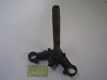 Té de fourche inférieur 33mm Honda CB400F – Réf. 53200377610B