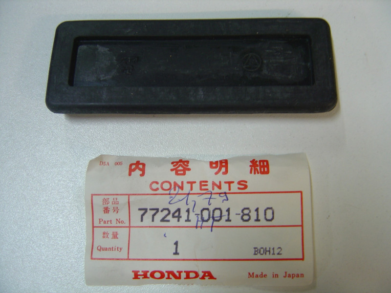 Caoutchouc Montage Selle Honda – Réf. 77241001810