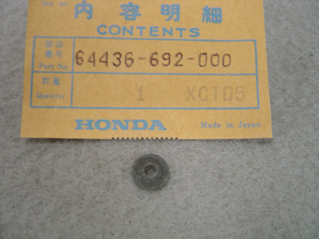Bague dans montage de carénage de SA50Vision HONDA 64436-692-000