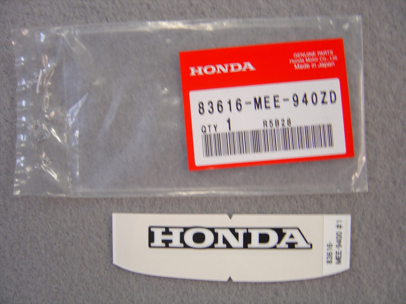 Autocollant Carénage Siège Arrière Honda CBR600RR4 2004 - R157B
