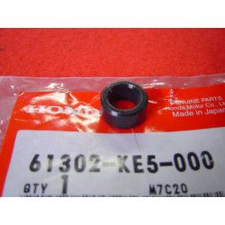 Entretoise Cuvelage Phare Honda - Réf. 61302KE5000