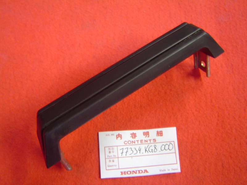 Barre Maintien Passager Honda NH125 83/86 - Réf. 77334KG8000