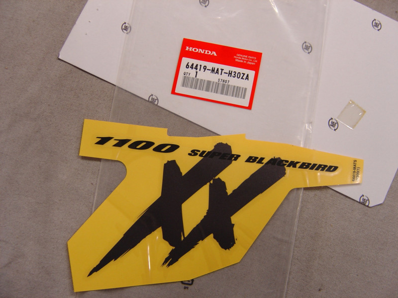 Décor autocollant auvent inférieur Honda CBR1100XX 2006 - Ref 64419MATH30ZA