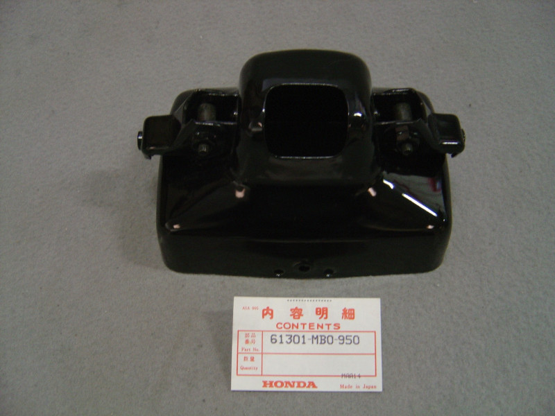 Cuvelage de phare Honda VF750S 84/85 - Réf. 61301MB0950