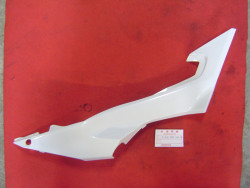 cache latéral droit de CB650 14-15 code couleur NHA56K