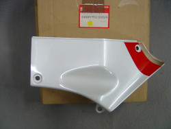 Cache coté droit de CBR1000F 88-89code couleur NH193P/type 2