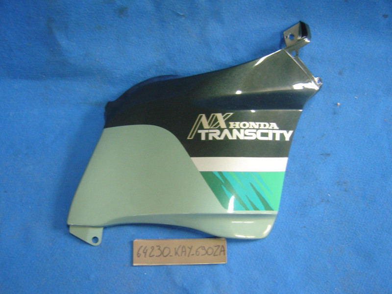 Flanc carénage droit Honda NX125 réf. 64230KAY690ZA
