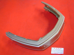 Pare choc avant de CH125Spacy 86 code couleur YR129M pièce neuve avec dé