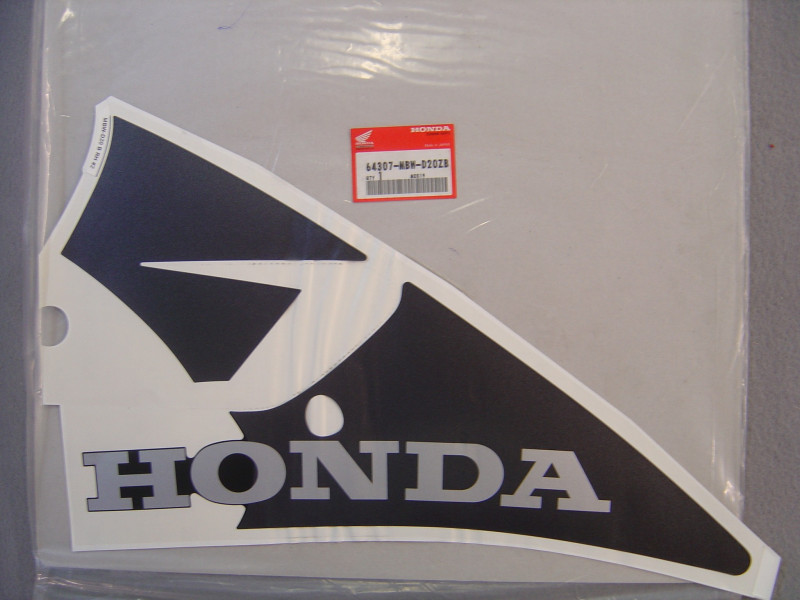 Décor Autocollant Carénage Inférieur Droit Honda CBR600F1 2001 NOS