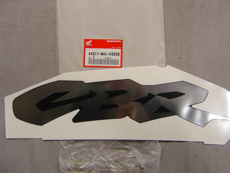 Décor autocollant auvent inférieur Honda CBR600F 97 – Réf. 64311MALE00ZB