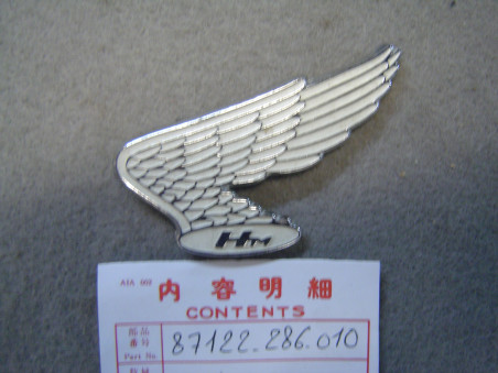 Emblème réservoir gauche CB/CL 250-350 K0-K1 Honda – Réf. 87122286010