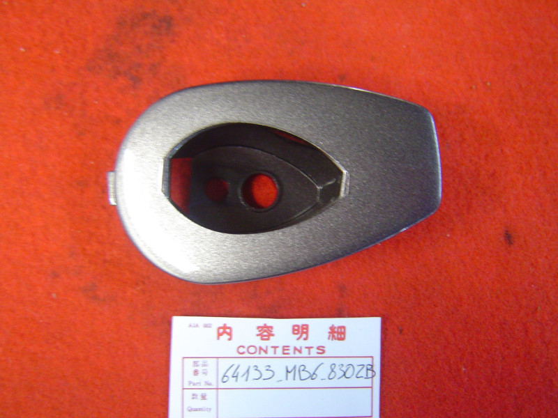 Cache Fixation Clignotant AV Gauche Honda VF1000F2 - 64133MB6830ZB