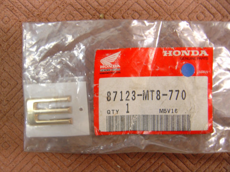Lettre Logo E Honda CN250SE GL1500SE - Réf 87123MT8770