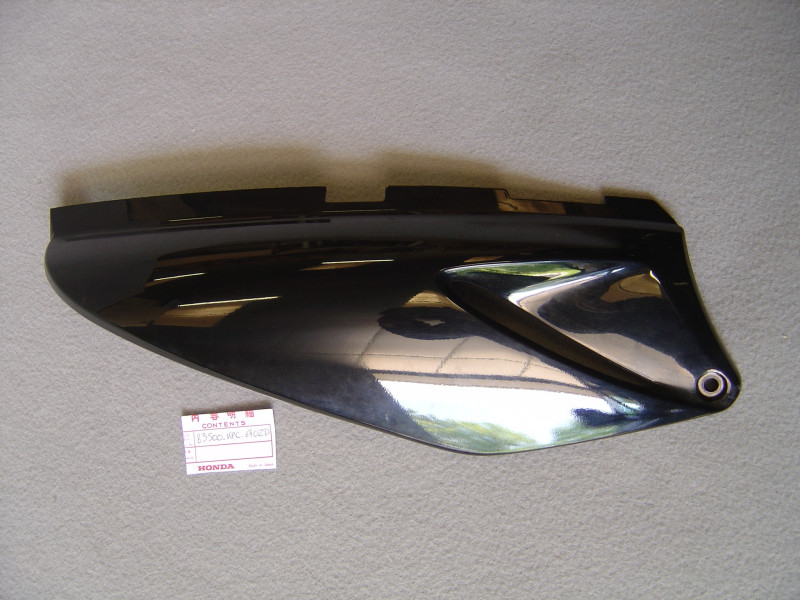 Cache latéral droit Honda XLV125 2001 - Réf 83500KPC640ZD