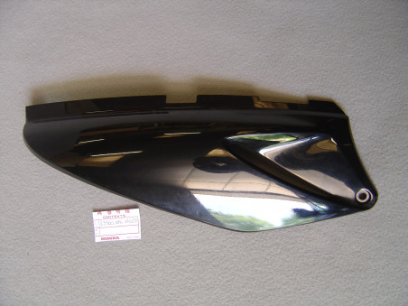 Cache latéral droit Honda XLV125 2001 - Réf 83500KPC640ZD