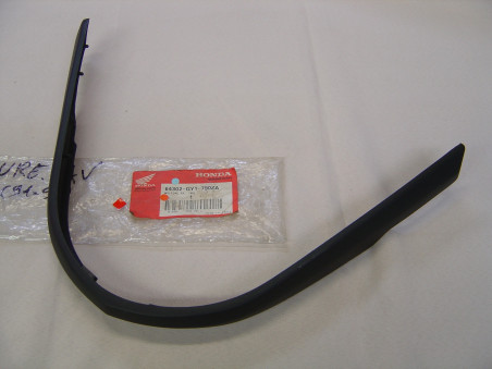 Moulure carénage avant Honda SA50 Vision – Réf. 64302GY1790ZA