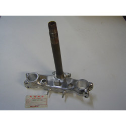 Té de fourche inférieur Ø37mm Honda CB900FB/F2B – Réf. 53200438660
