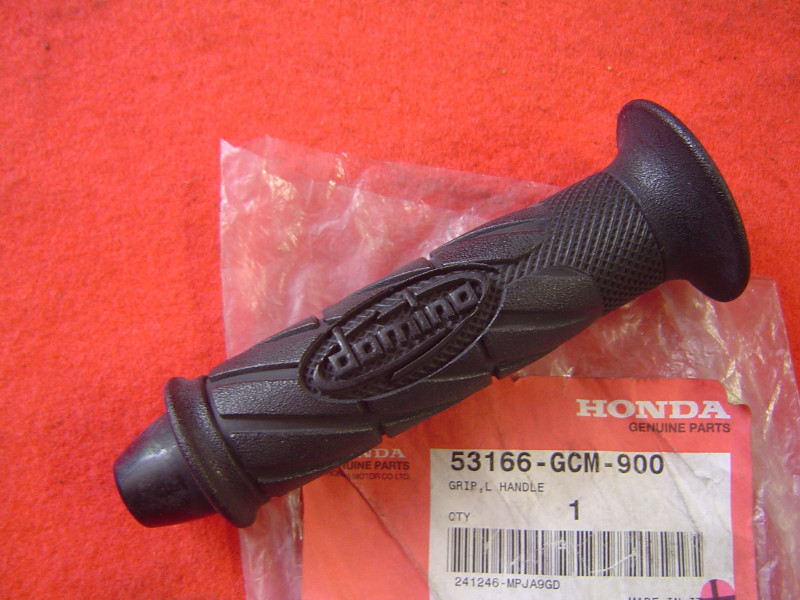 Poignée caoutchouc gauche Honda X8R50 - Réf. 53166GCM900