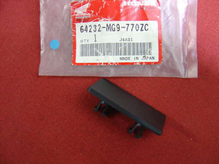 Cache Carrosserie Honda GL1200 – Réf. 64232MG9770ZC