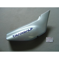 Cache latéral coté droit XL600V TRANSALP 87/88 HONDA 83520-MM9-780ZB
