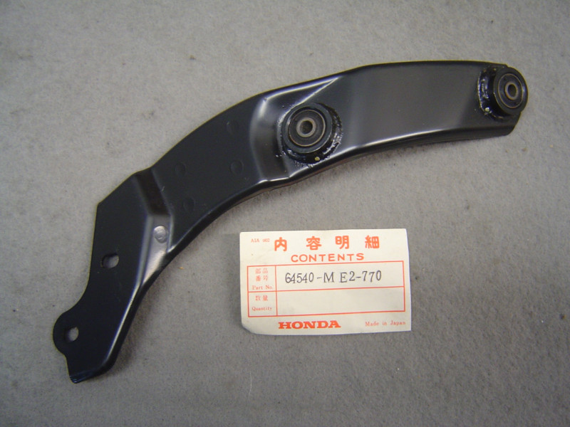 Support Carénage Avant Droit Honda GL650 - Réf. 64540ME2770