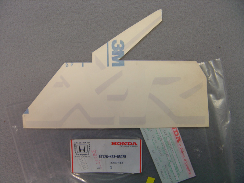 Décor autocollant de cache latéral droit de MTX125 HONDA 87126-KS3-850ZB