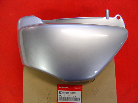 Cache gauche Honda VF750C 1994 NH146M – Réf. 83750MZ5000ZF