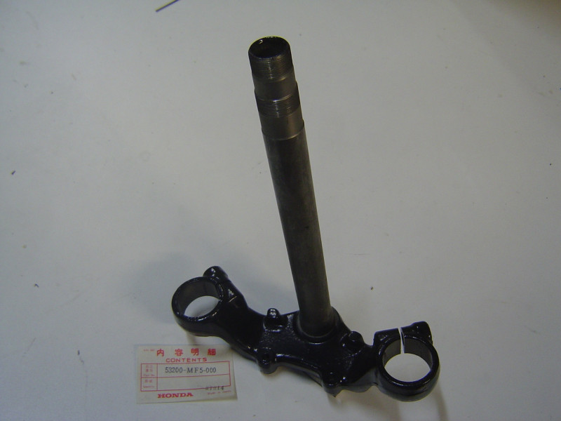 Té inférieur de fourche Honda VT500C – Réf. 53200MF5000