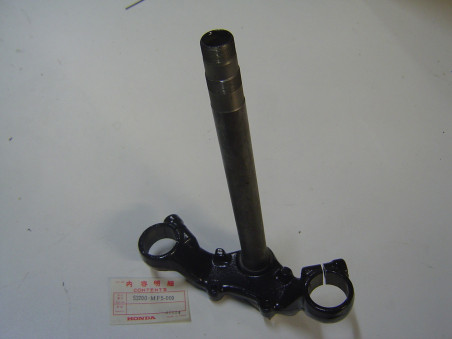 Té inférieur de fourche Honda VT500C – Réf. 53200MF5000