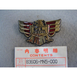 Emblème cache latéral Honda GL1500 88/89 – Réf. 83606MN5000