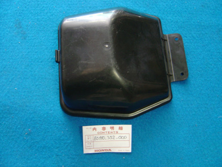Couvercle boîte à outils Honda 750F1/F2 - Réf. 80110392000