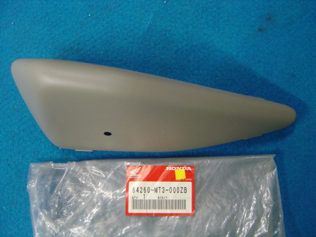 Garniture droite Honda ST1100 NH304R - Réf. 64260-MT3-000ZB