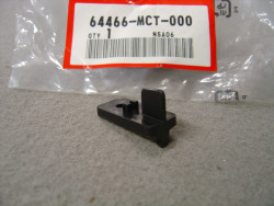 Support dans montage de carénage de FJS600 2001 HONDA 64466-MCT-000