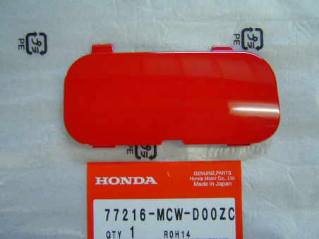 Trappe poignée passager droite Honda VFR800 02-04 R157