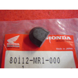 Caoutchouc de garde boue AR de VT600C 88-98 HONDA 80112-MR1-000