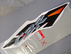décor A flanc selle droit type3 de CBR600FS 95