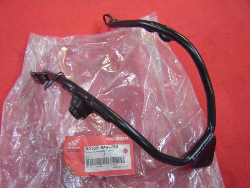 Arceau Support Garde Boue AR Honda XL600V 97-99 | 80105MAW760
