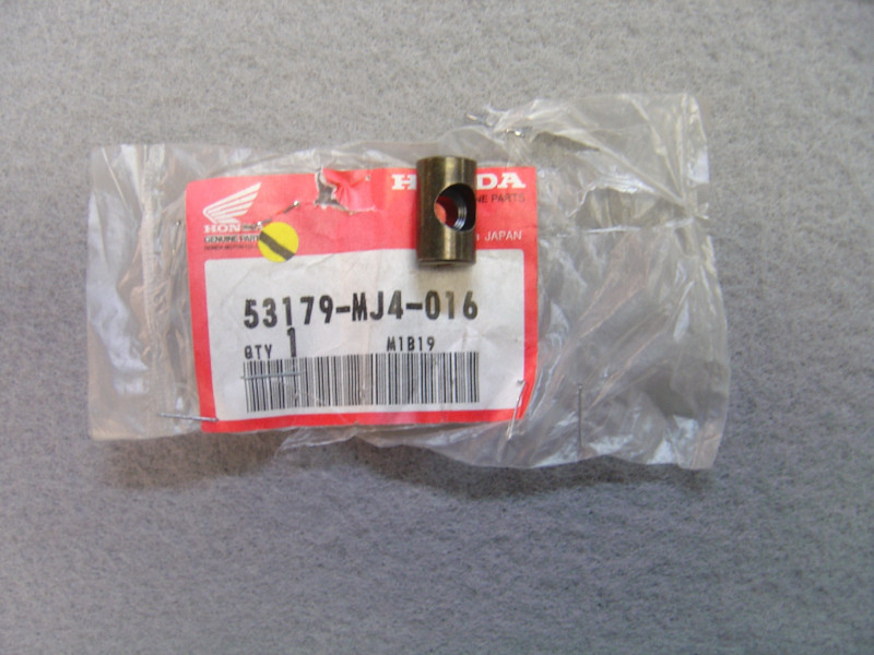 Butée percée Honda 53179MJ4016 – VF1000F VF1000R RS250R