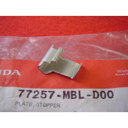 Clips Montage Sacoche Honda NT650V - Réf. 77257MBLD00