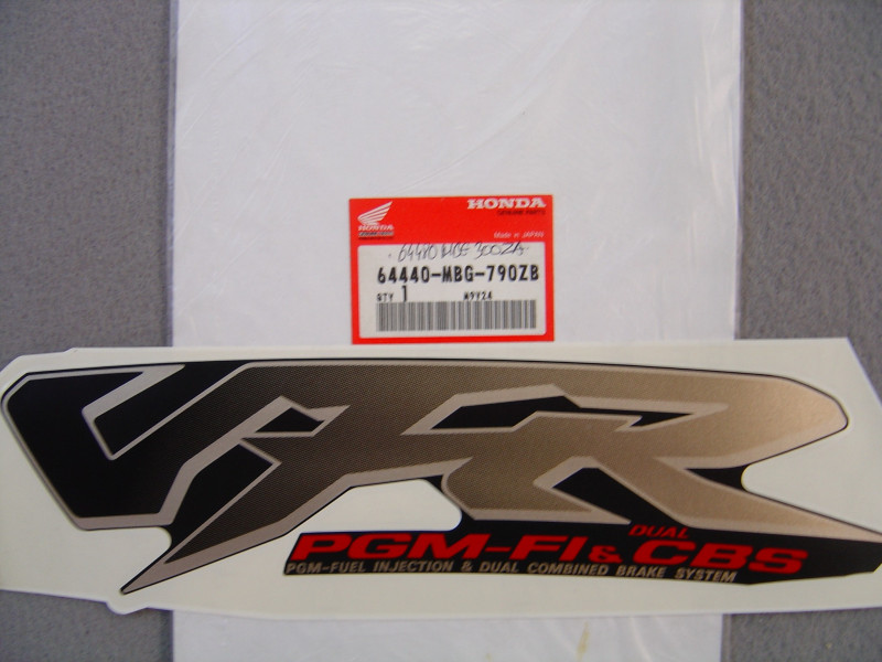 Décor autocollant capot avant Honda VFR800FIX 1999 NH418