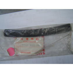 Garniture arceau selle gauche Honda VT500C - Réf. 77341MB1300