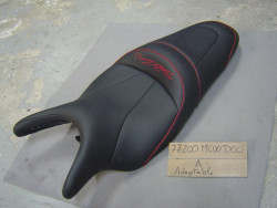 Belle selle perso neuve BAGSTER pour VFR800 02-13