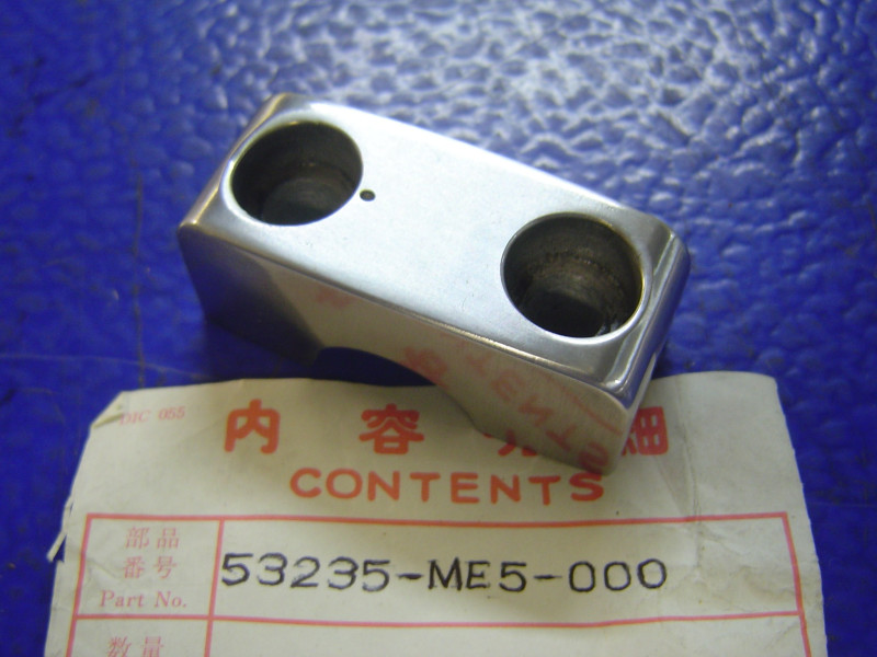 Pontet de guidon Honda VF1100C – Réf. 53235ME5000