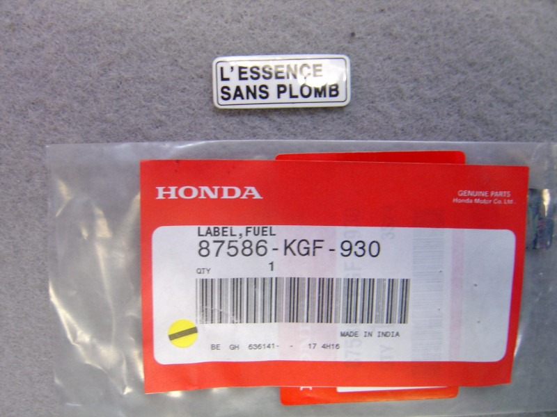 Étiquette Sécurité Honda CB1000R 09 - Réf. 87586KGF930