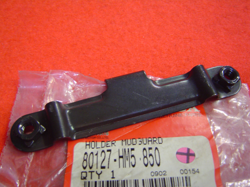 Support inférieur bavette Honda TRX200 TRX300 - Réf. 80127HM5850