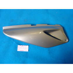 Cache latéral droit Honda XLV125 2002 gris - Réf. 83500KPC640ZG