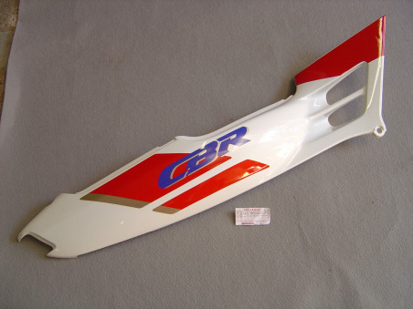 Cache latéral droit Honda CBR600 FM 91 – Réf. 83612MV9600ZE